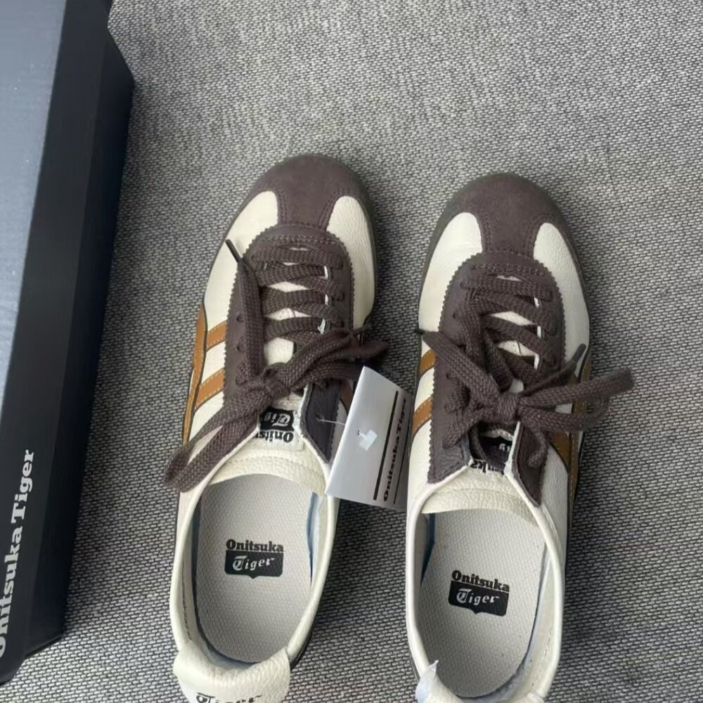 Onitsuka Tiger MEXICO 66 Women's Casual Sneakers [Multiple Sizes] - Picture 2 of 5
